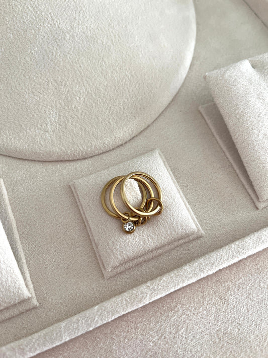 Signature Ring