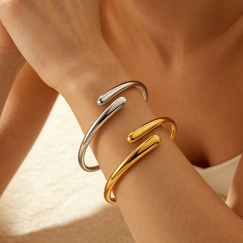 Unity Bangle Silver