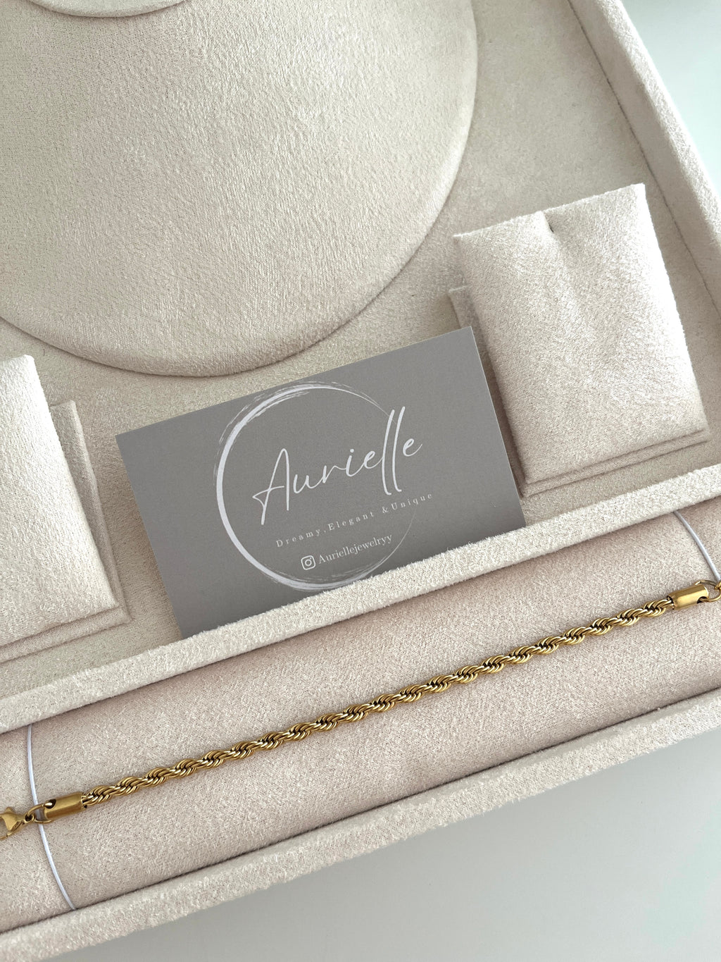 Timeless ||| Bracelet