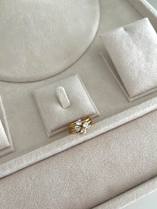 Quatro set Crystal Clover Rings