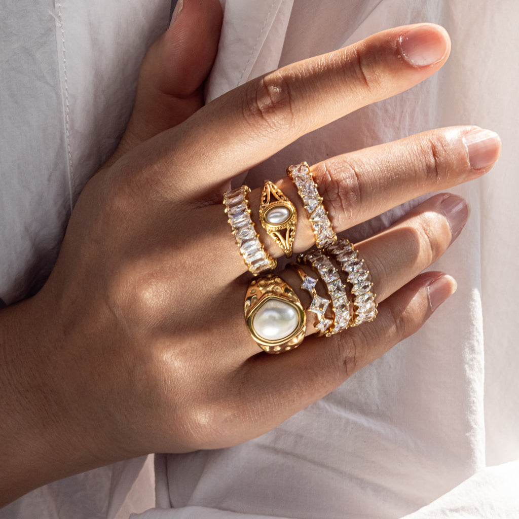Amara Ring
