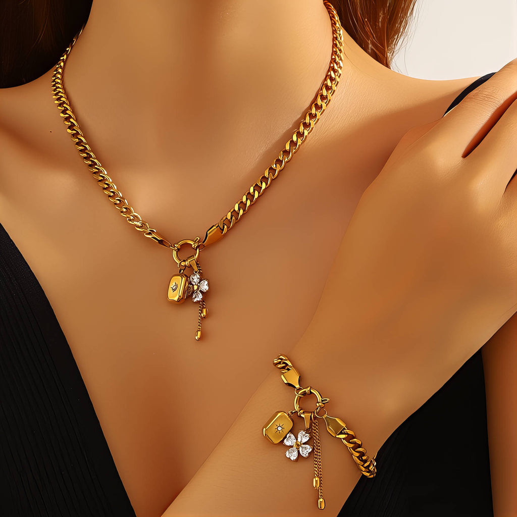 Daisy Necklace