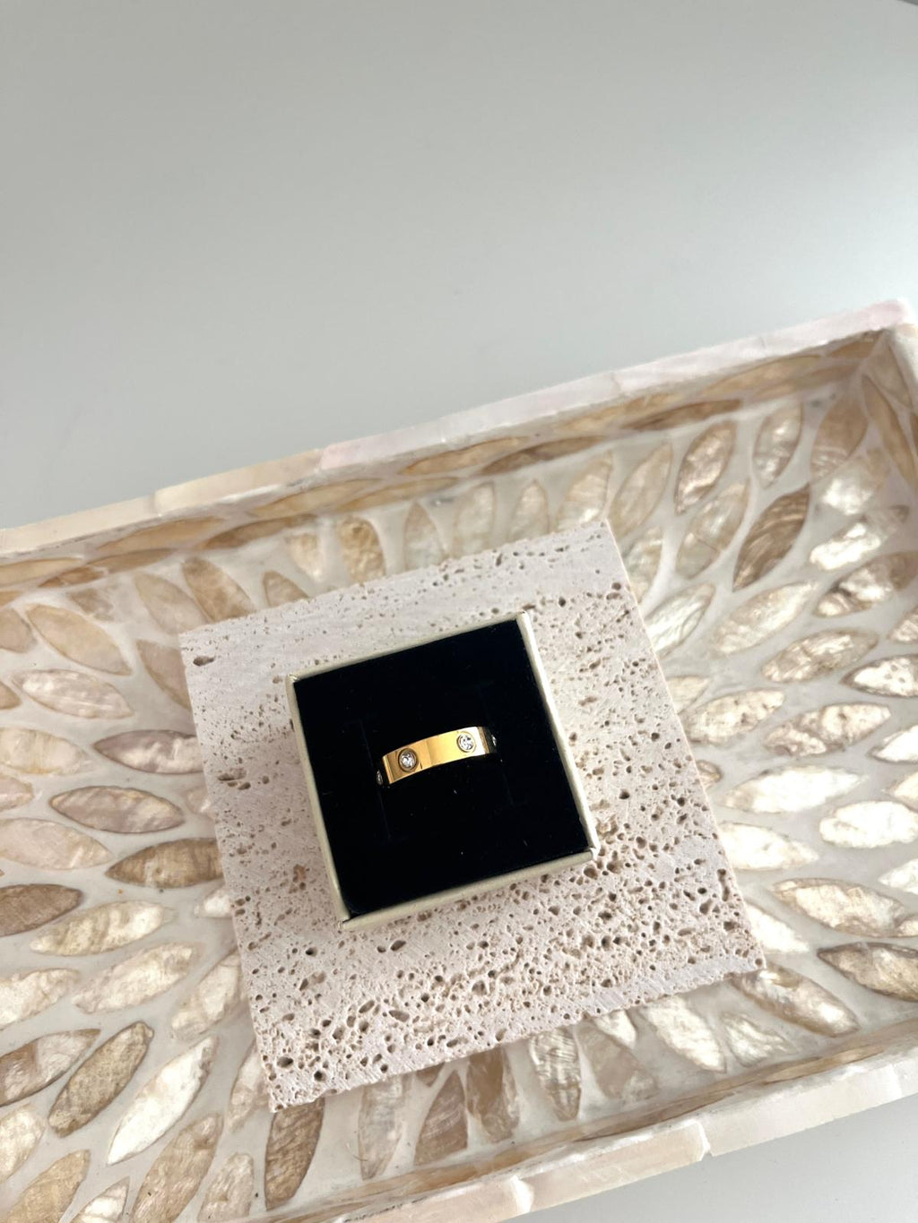 Gold Classy Ring