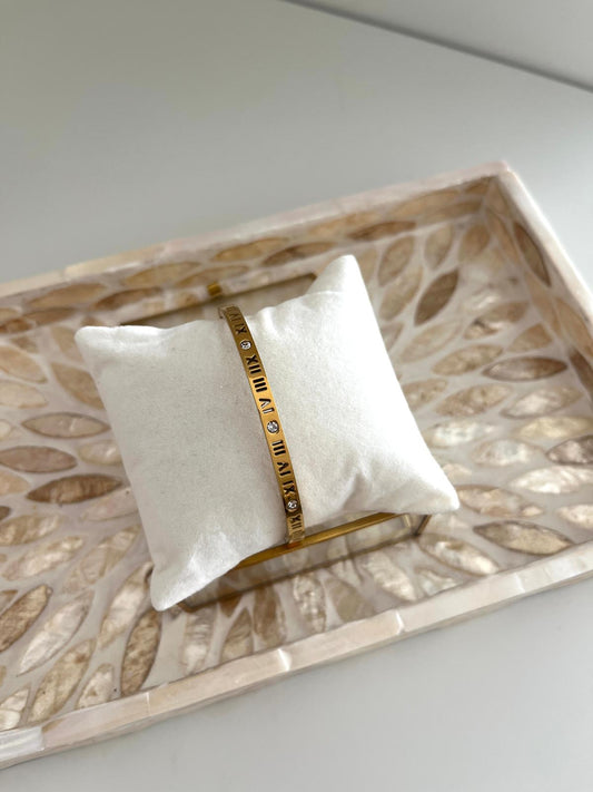 Solis Bangle