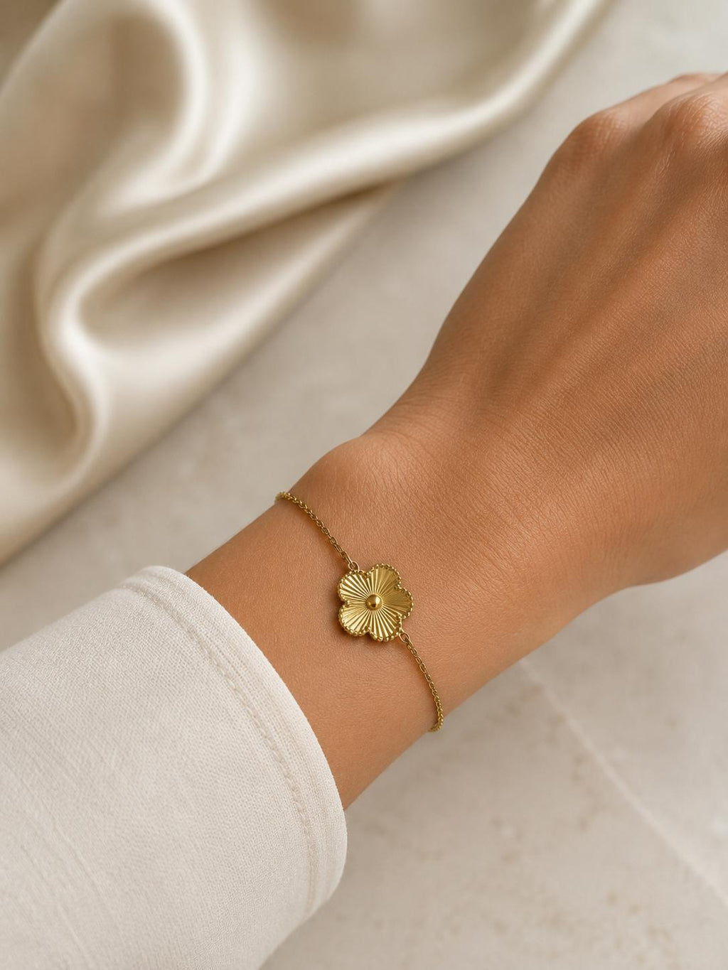 Gold Bloom Bracelet