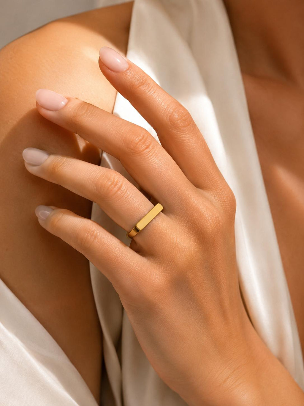 Gold icon ring