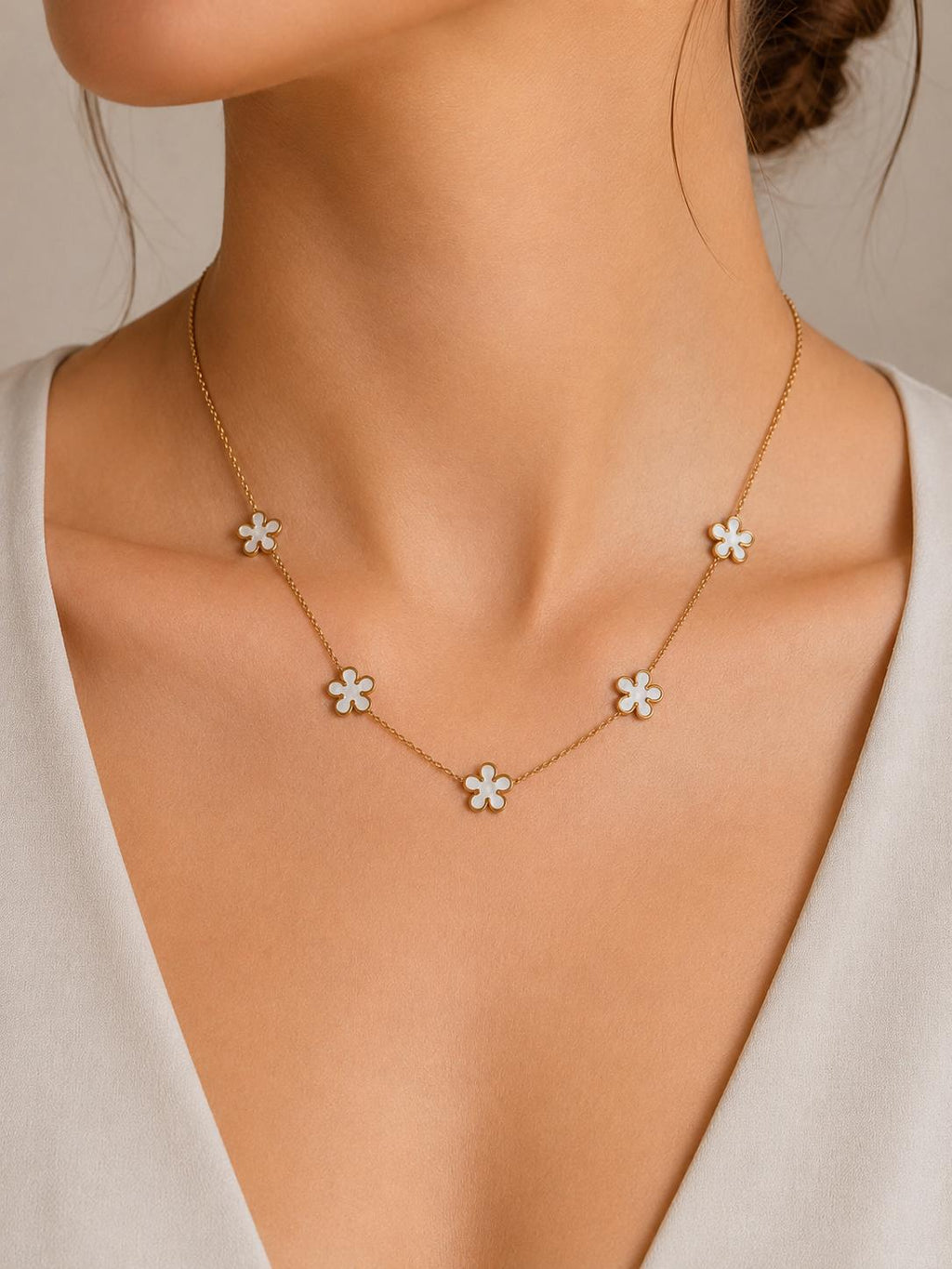 White Flower Necklace